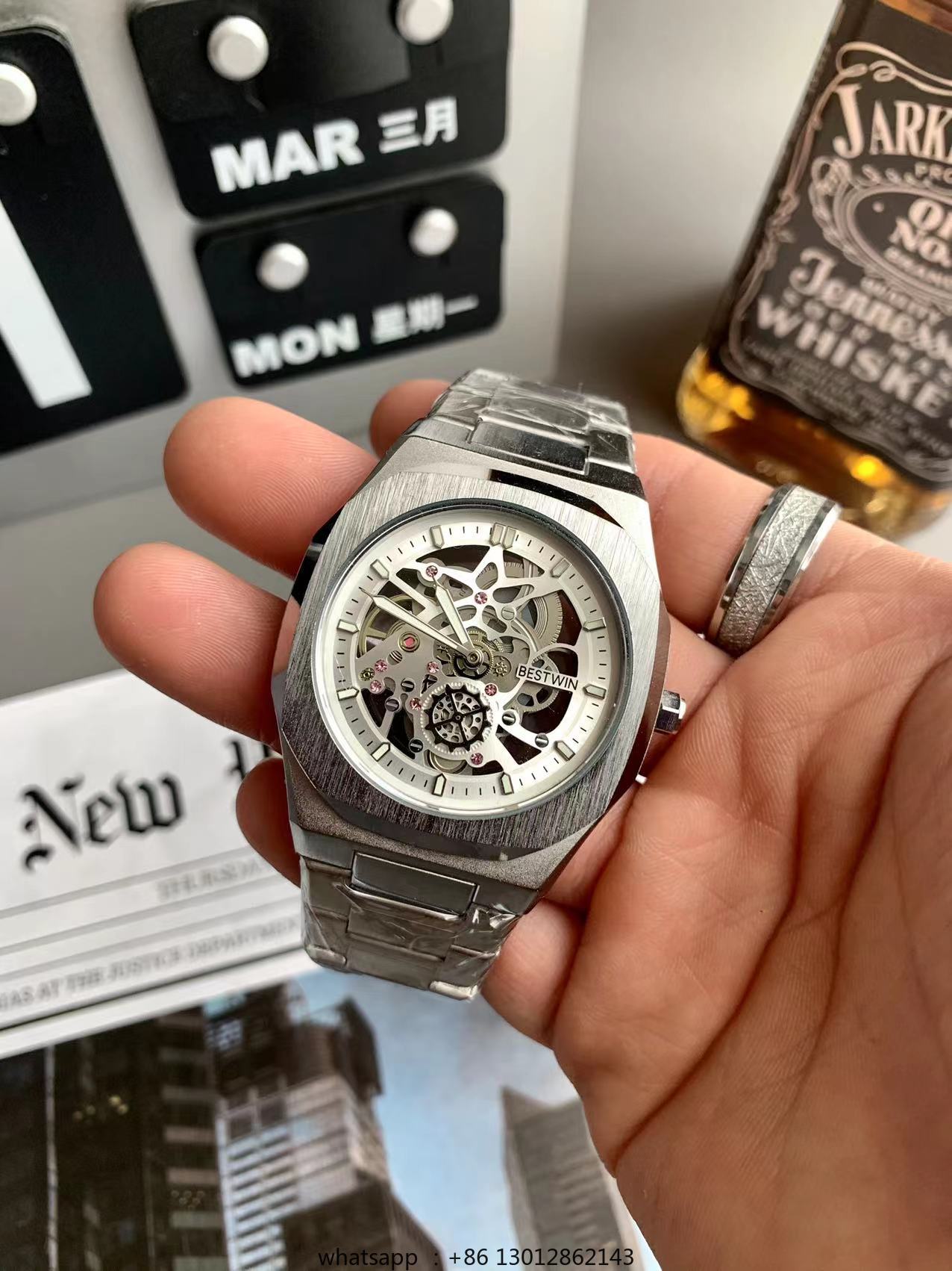 Steel strip waterproof persona - огляд і ціна Luxury Watch Green
